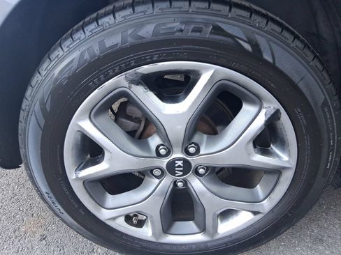 Used 2020 Kia Sorento SX FWD image 13