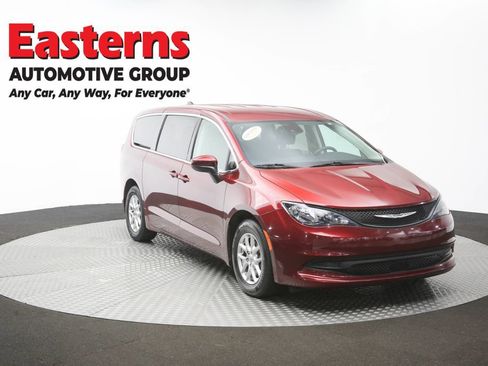 Used 2023 Chrysler Voyager LX FWD image 46