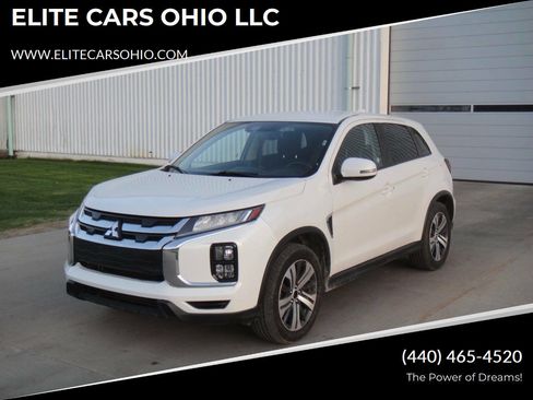 Used 2021 Mitsubishi Outlander Sport SE image 1