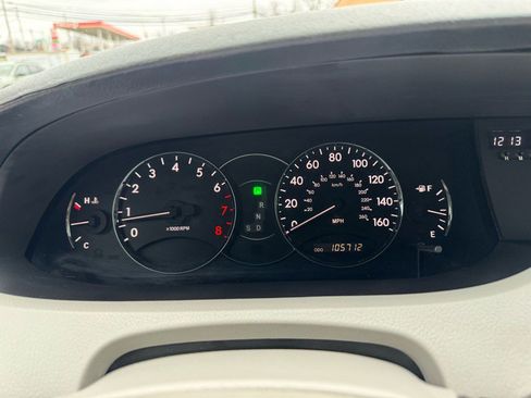 Used 2006 Toyota Avalon XLS image 16