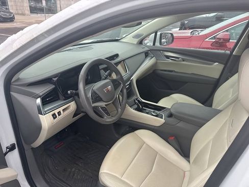 Certified 2023 Cadillac XT5 Premium Luxury image 7