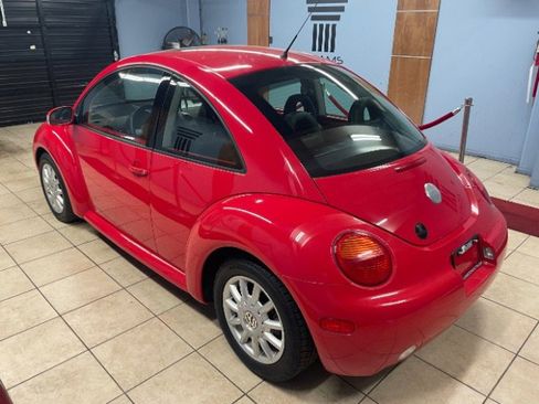 Used 2004 Volkswagen Beetle GLS image 3