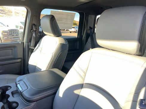 New 2026 RAM 2500 Tradesman w/ Chrome Appearance Group image 16