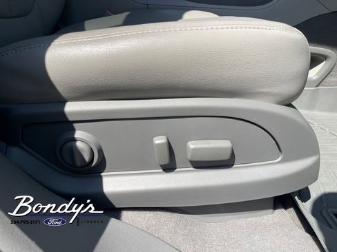 Used 2017 GMC Acadia Limited SLT image 18