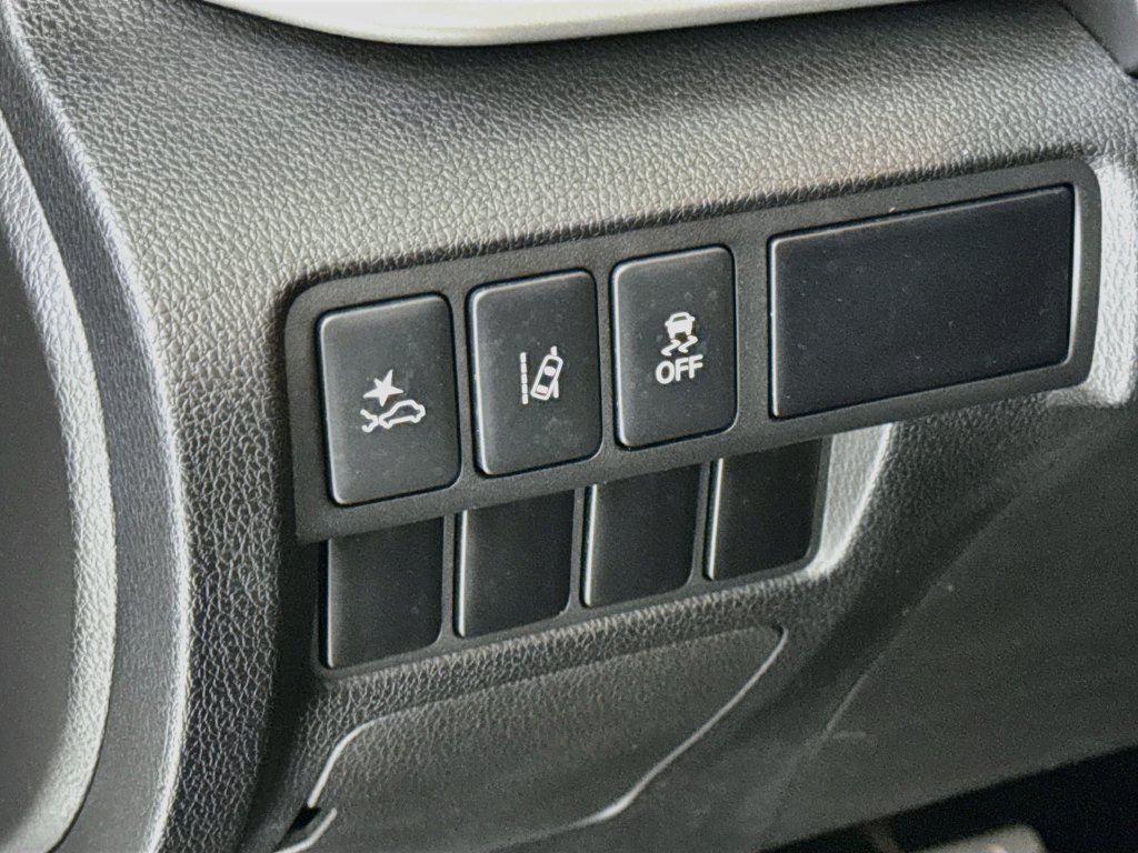 Used 2023 Mitsubishi Eclipse Cross LE AWD/4WD image 11