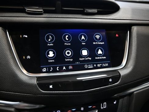 Used 2025 Cadillac XT5 Premium Luxury image 15