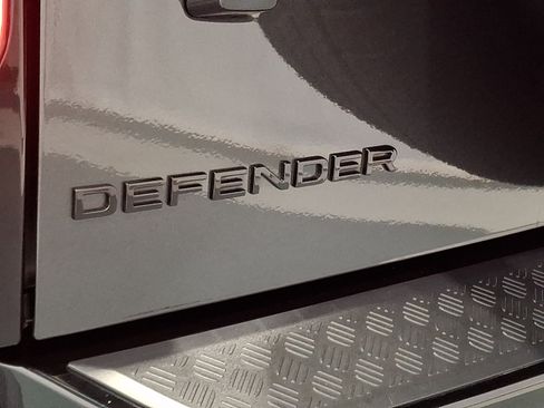 Certified 2025 Land Rover Defender 110 X AWD/4WD image 29