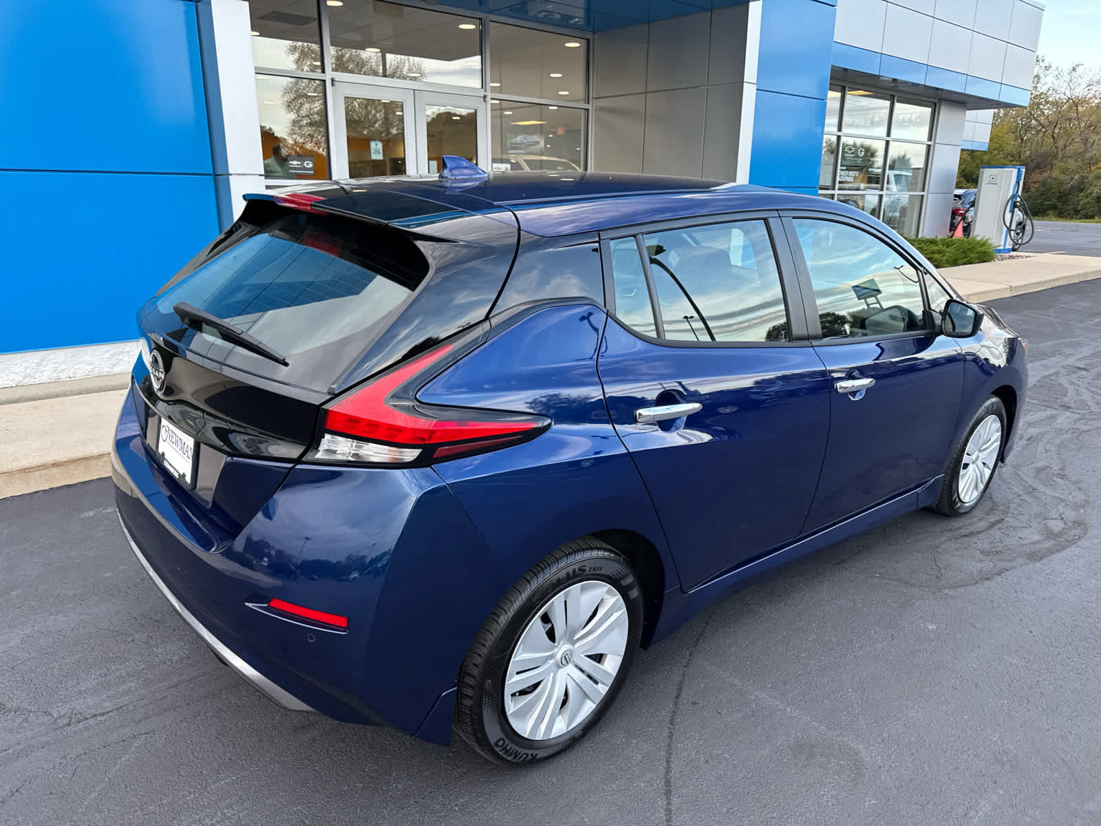 Used 2025 Nissan Leaf S FWD image 7