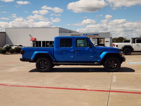 New 2026 Jeep Gladiator Sport image 7