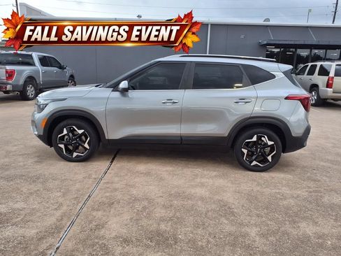Used 2024 Kia Seltos EX FWD image 5