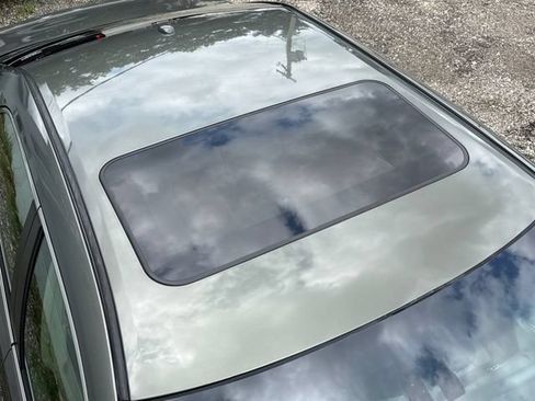 Used 2014 Toyota Camry XLE w/ Moonroof Package FWD image 13
