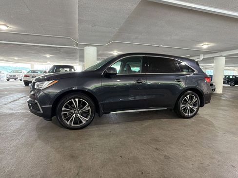 Used 2020 Acura MDX SH-AWD w/ Technology Package image 2