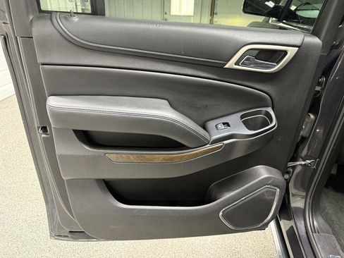 Used 2018 GMC Yukon XL Denali w/ Denali Ultimate Package AWD/4WD image 35