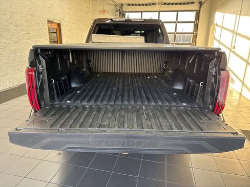 Used 2022 Toyota Tundra Limited image 10