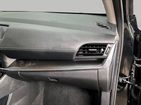 Certified 2024 Nissan Rogue SV FWD image 18