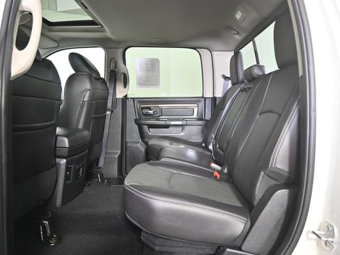 Used 2016 RAM 2500 Laramie w/ Convenience Group image 18