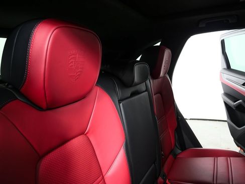 Certified 2025 Porsche Cayenne GTS image 24