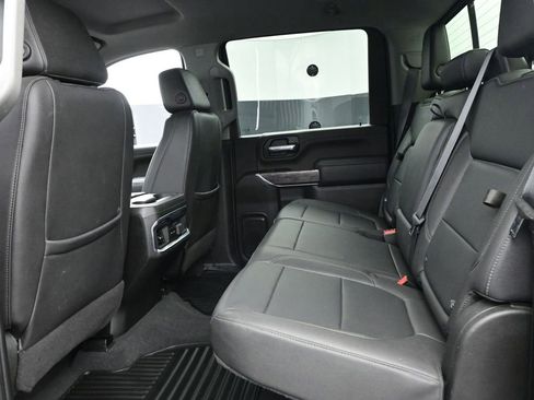 Used 2022 Chevrolet Silverado 2500 LTZ w/ LTZ Plus Package image 10