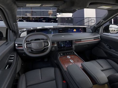 New 2025 Lincoln Navigator Black Label image 9