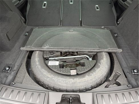 Used 2021 Land Rover Range Rover Evoque SE image 43