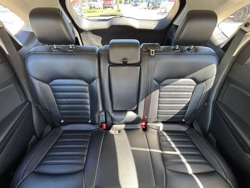Used 2023 Ford Edge SEL AWD/4WD image 38