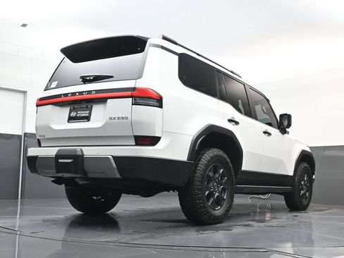 Used 2024 Lexus GX 550 AWD/4WD image 27