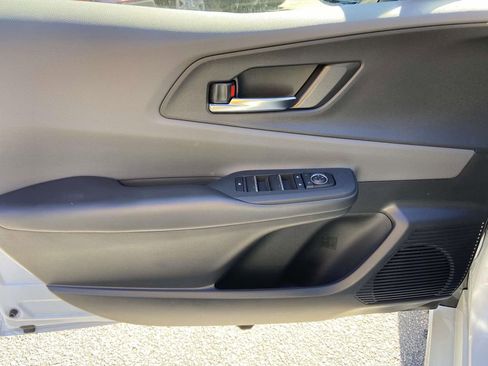 Used 2024 Toyota Prius XLE image 11