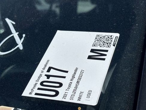 Used 2021 Toyota Highlander XSE image 9