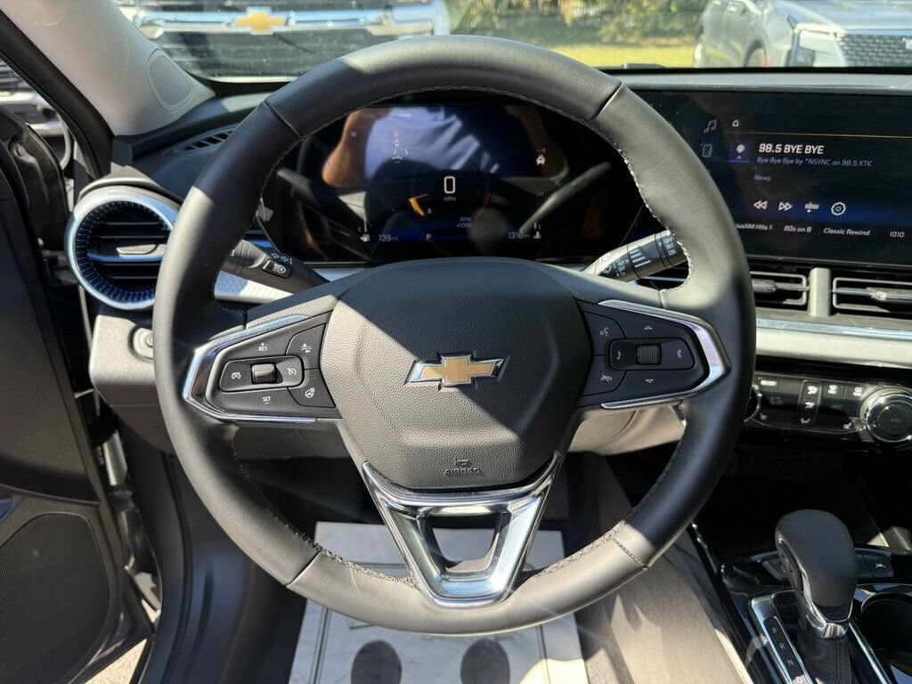 Used 2026 Chevrolet Trax LT w/ Driver Confidence Package FWD image 5