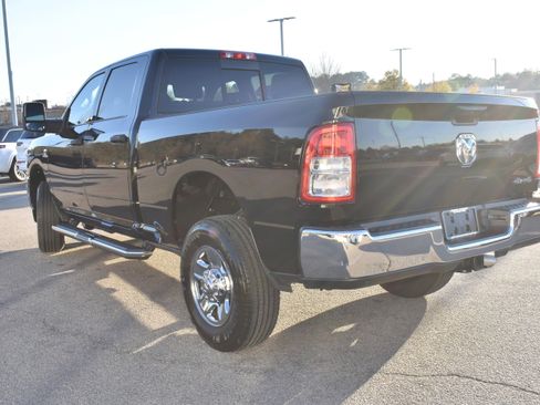 Used 2024 RAM 2500 Tradesman w/ Chrome Appearance Group image 6