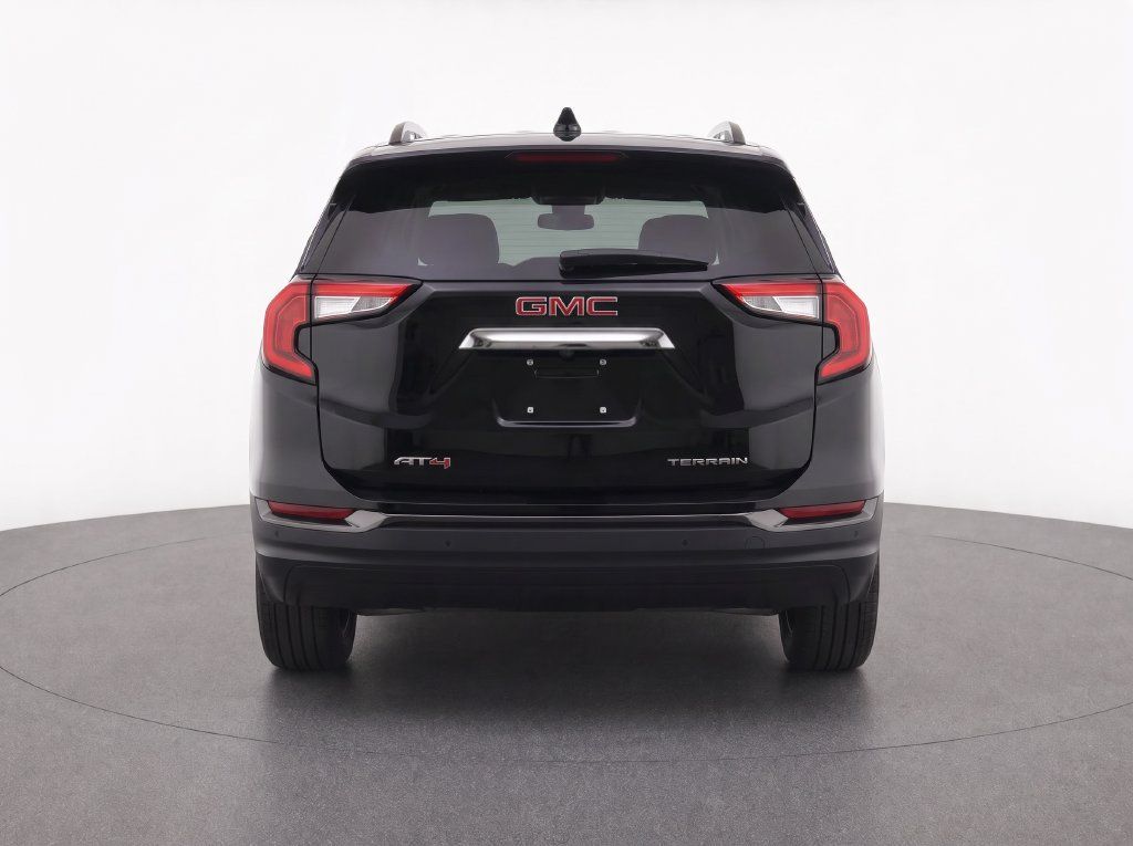 Certified 2023 GMC Terrain AT4 AWD/4WD image 9