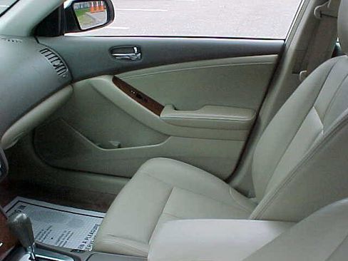 Used 2008 Nissan Altima 2.5 SL w/ SL Pkg FWD image 23