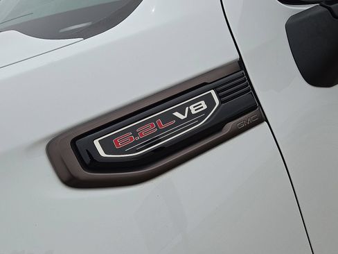Used 2023 GMC Sierra 1500 AT4X w/ AT4X AEV Edition AWD/4WD image 12