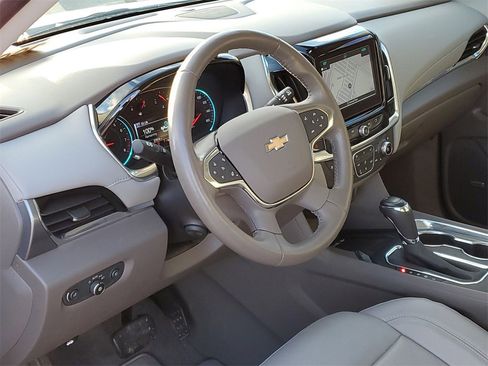 Used 2019 Chevrolet Traverse Premier w/ Driver Confidence II Package image 10