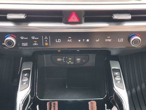 New 2026 Kia Sorento SX Prestige AWD/4WD image 14