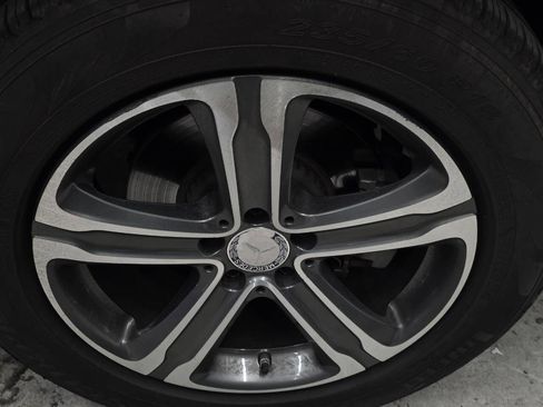 Used 2016 Mercedes-Benz GLC 300 image 11