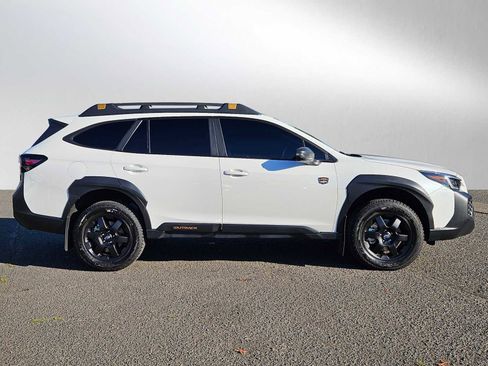 Used 2025 Subaru Outback Wilderness image 8