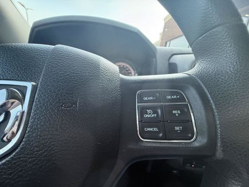 Used 2019 RAM 1500 Express w/ Express Value Package AWD/4WD image 23