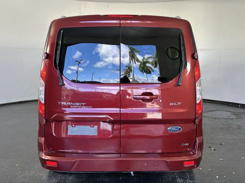 Used 2019 Ford Transit Connect XLT w/ Driver-Assist Package image 10