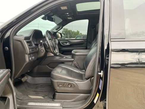 Used 2021 Chevrolet Tahoe RST w/ Luxury Package AWD/4WD image 23