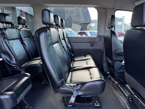 Used 2023 Ford Transit 350 XL image 39