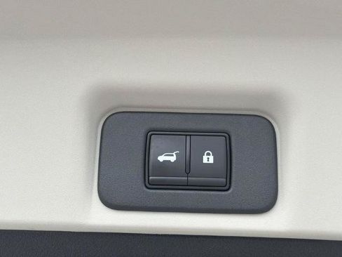 Certified 2023 Nissan Ariya AWD/4WD image 28
