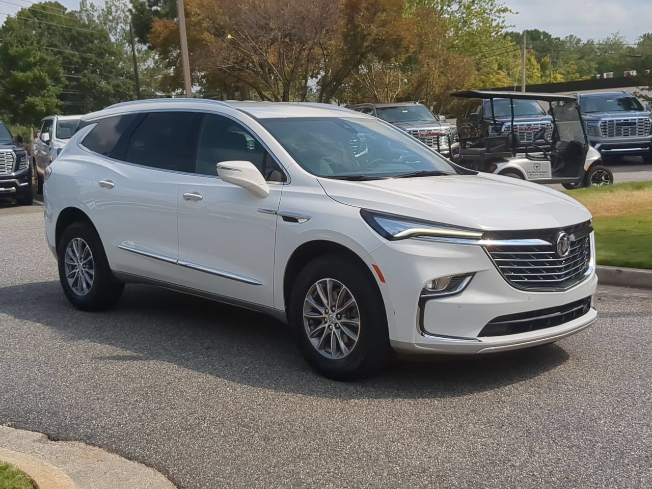 Used 2024 Buick Enclave Essence w/ Trailering Package, 5000 lbs. FWD image 2
