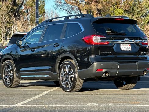 Used 2023 Subaru Ascent Limited image 6