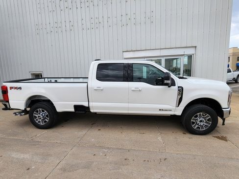 New 2026 Ford F350 Lariat w/ FX4 Off-Road Package image 5