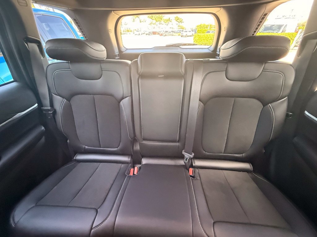 New 2026 Jeep Grand Cherokee Altitude RWD image 24