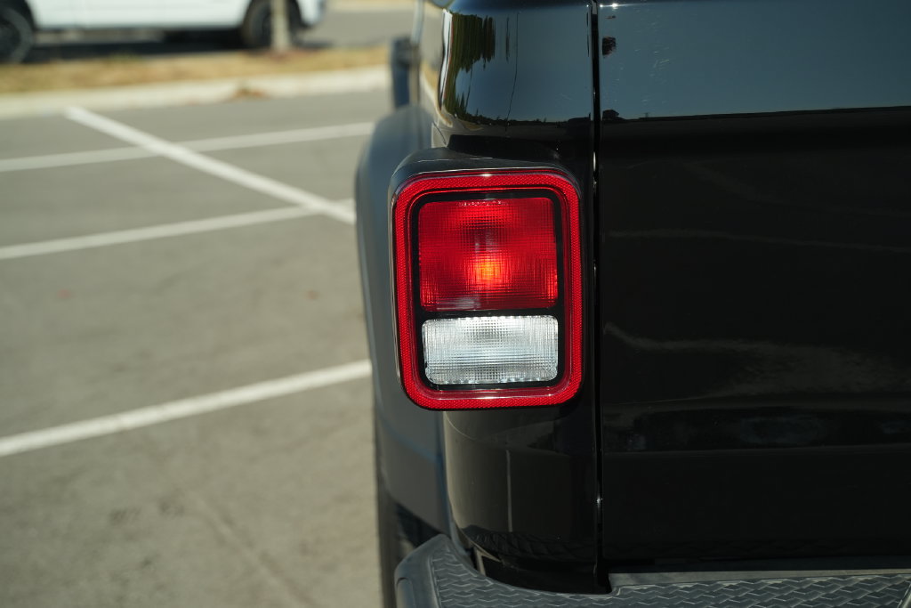 New 2026 Jeep Gladiator Sport AWD/4WD image 43