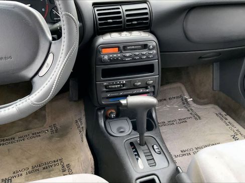 Used 1995 Saturn S-Series SL1 image 6
