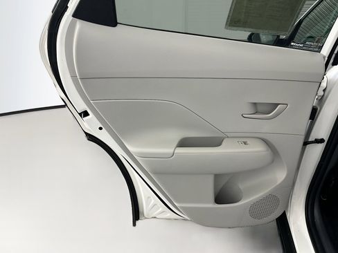 Used 2025 Hyundai Kona SEL image 26