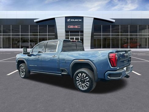 Used 2026 GMC Sierra 2500 Denali Ultimate image 3